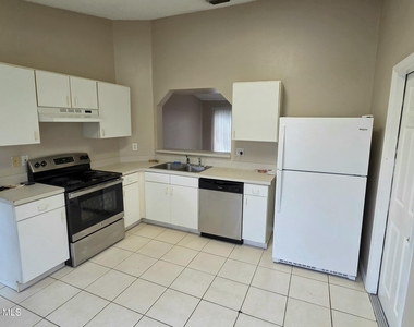 2388 Hagoplan Avenue Sw - Photo Thumbnail 6