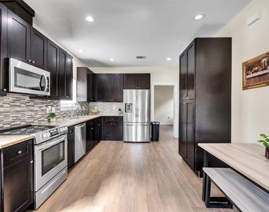 16984 W Juneau - Photo Thumbnail 13