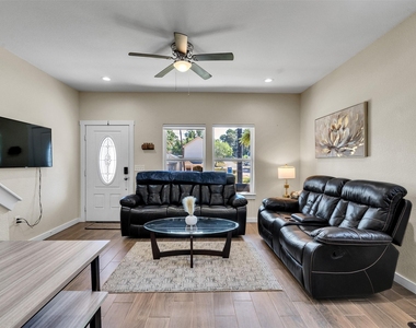 16984 W Juneau - Photo Thumbnail 11