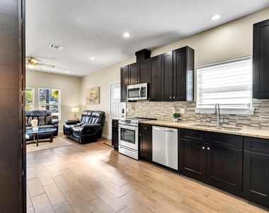 16984 W Juneau - Photo Thumbnail 23