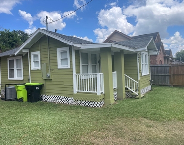 904 Fields Street - Photo Thumbnail 7
