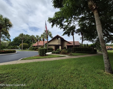 835 Regal Avenue Ne - Photo Thumbnail 21