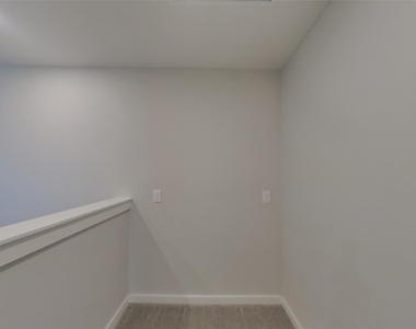 22818 Terrazzo Drive - Photo Thumbnail 13