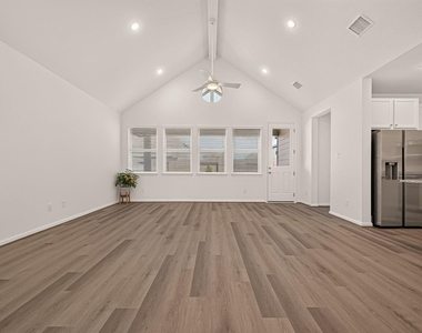 29406 Suncreek Ranch Court - Photo Thumbnail 6