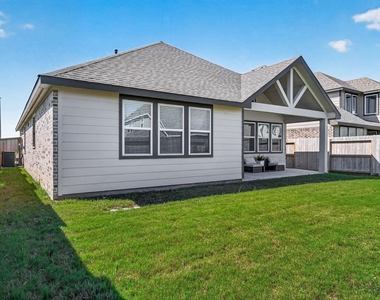29406 Suncreek Ranch Court - Photo Thumbnail 16