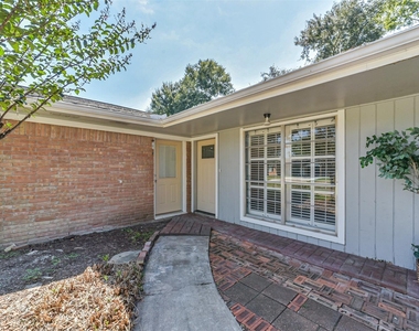 8711 Birdwood Road - Photo Thumbnail 1