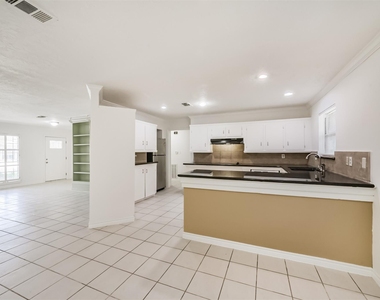 8711 Birdwood Road - Photo Thumbnail 13