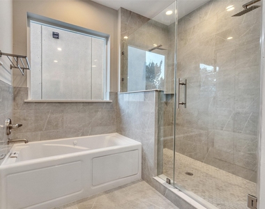 1122 W 16th Street - Photo Thumbnail 34