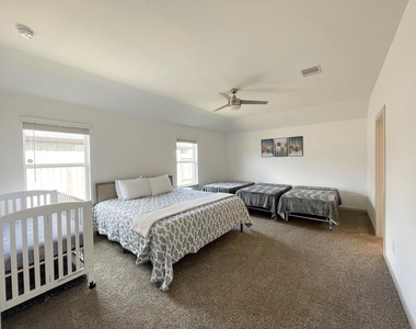 3902 Itzle Island Court - Photo Thumbnail 39