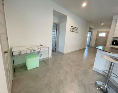 3902 Itzle Island Court - Photo Thumbnail 22