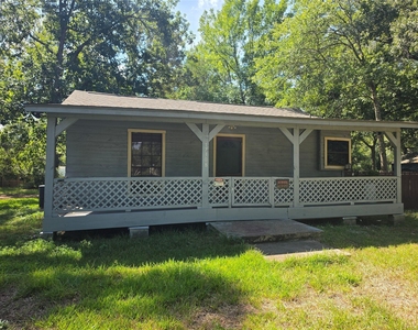 17308 Valley Lane - Photo Thumbnail 1