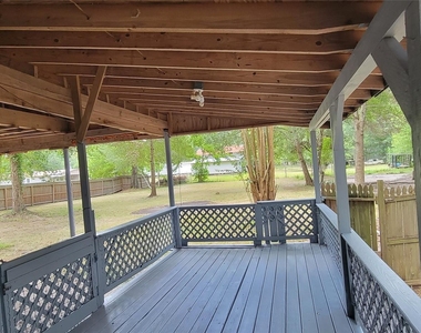 17308 Valley Lane - Photo Thumbnail 13