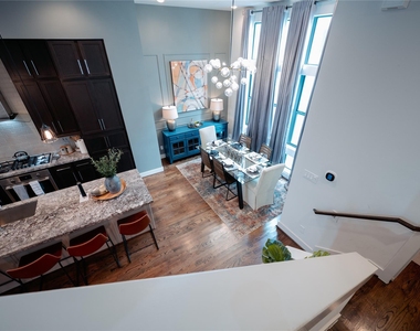 2826 Clay Street - Photo Thumbnail 6