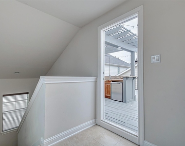 1213 W 15th 1/2 Street - Photo Thumbnail 41
