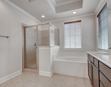 1213 W 15th 1/2 Street - Photo Thumbnail 39