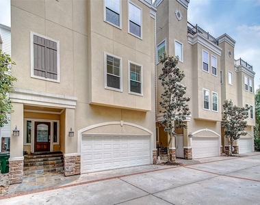 1213 W 15th 1/2 Street - Photo Thumbnail 4