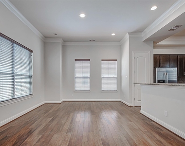 1213 W 15th 1/2 Street - Photo Thumbnail 19