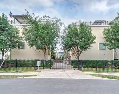 1213 W 15th 1/2 Street - Photo Thumbnail 1