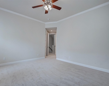 1213 W 15th 1/2 Street - Photo Thumbnail 36