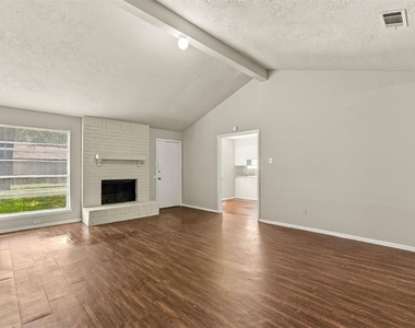 4530 Enchantedgate Drive - Photo Thumbnail 18
