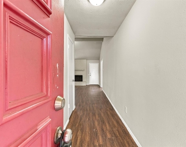 4530 Enchantedgate Drive - Photo Thumbnail 3