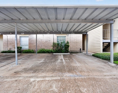 700 Thicket Lane - Photo Thumbnail 8