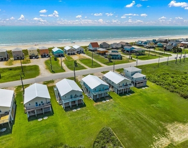 2927 Blue Water Highway - Photo Thumbnail 43