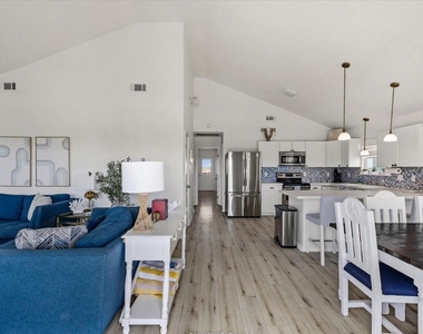 2927 Blue Water Highway - Photo Thumbnail 8