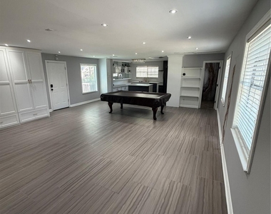6606 Stoney River - Photo Thumbnail 15