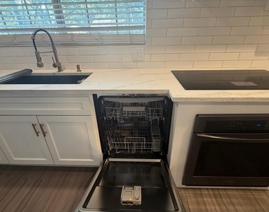 6606 Stoney River - Photo Thumbnail 25