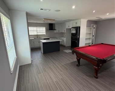 6606 Stoney River - Photo Thumbnail 10