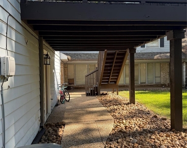 6606 Stoney River - Photo Thumbnail 17