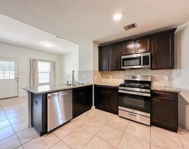 29015 Jacobs River Dr - Photo Thumbnail 15