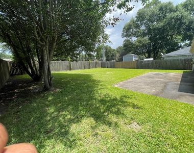 6943 Foxhurst Lane - Photo Thumbnail 11
