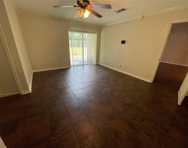 6943 Foxhurst Lane - Photo Thumbnail 9