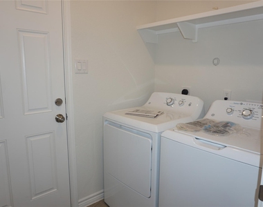 9826 Arbor Oaks - Photo Thumbnail 7