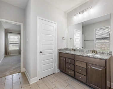 8731 Ute Creek Lane - Photo Thumbnail 18