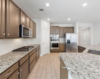 8731 Ute Creek Lane - Photo Thumbnail 5