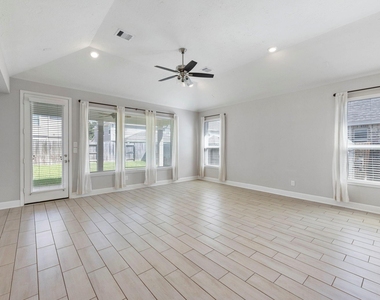 8731 Ute Creek Lane - Photo Thumbnail 9