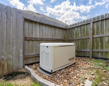 8731 Ute Creek Lane - Photo Thumbnail 25