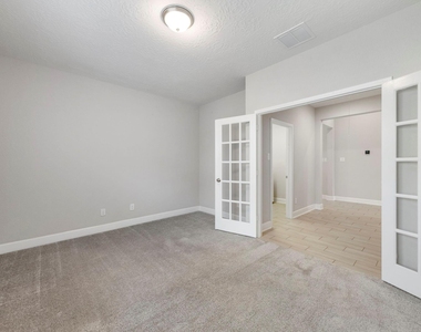 8731 Ute Creek Lane - Photo Thumbnail 12