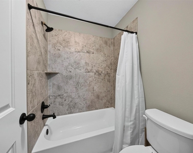 31041 Pecan Creek Drive - Photo Thumbnail 32