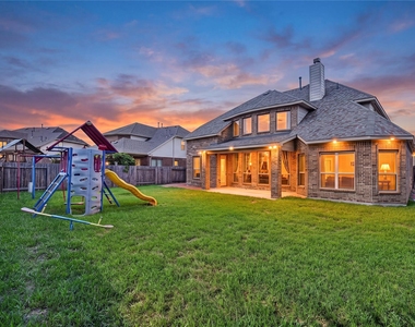 31041 Pecan Creek Drive - Photo Thumbnail 1