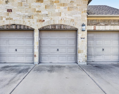 31041 Pecan Creek Drive - Photo Thumbnail 2
