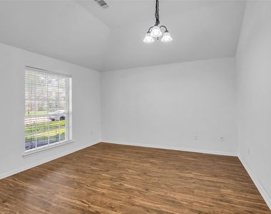 15331 Goodman Street - Photo Thumbnail 2