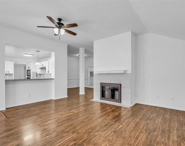 15331 Goodman Street - Photo Thumbnail 4