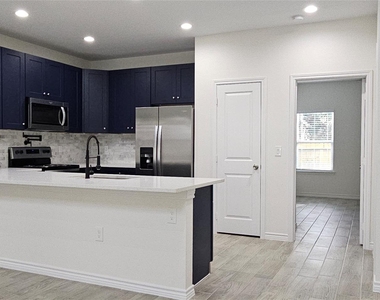 760 Juneau Court - Photo Thumbnail 8