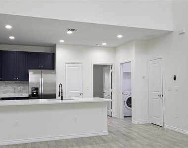 760 Juneau Court - Photo Thumbnail 10