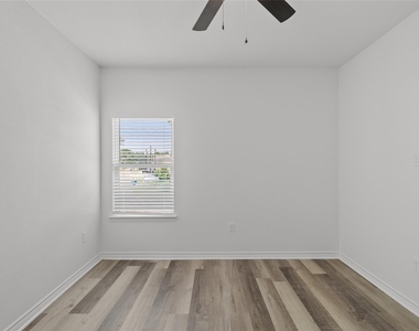 760 Juneau Court - Photo Thumbnail 20