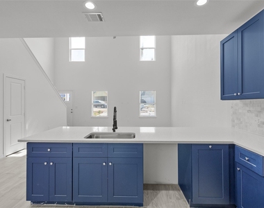 760 Juneau Court - Photo Thumbnail 11